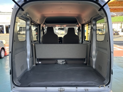 NV１００クリッパー(ニッサン)中古車 内外装写真他２
