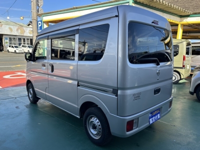 NV１００クリッパー(ニッサン)中古車 後方