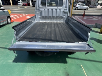 ハイゼットトラック(ダイハツ)中古車 内外装写真他２