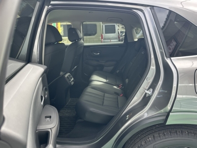 ZR-V(ホンダ)登録済未使用車 後席内装