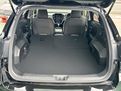 インプレッサ(スバル)中古車 内外装写真他1