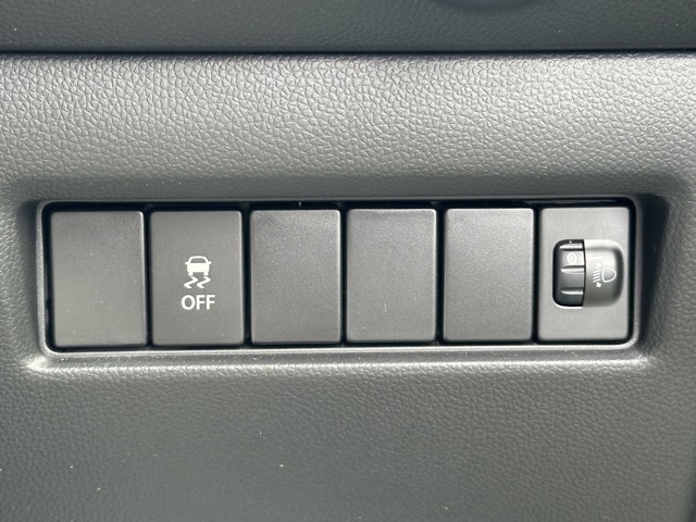 スイフト(スズキ)中古車 12