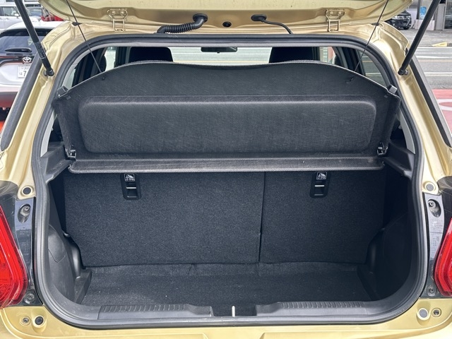 スイフト(スズキ)中古車 7