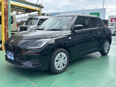 新型スイフト(スズキ)ディーラ-試乗車 前方