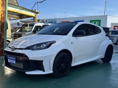 GRヤリス(トヨタ)中古車 前方