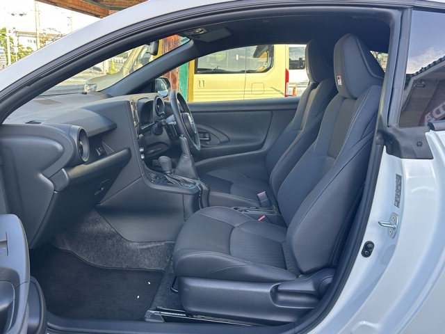 GRヤリス(トヨタ)中古車 3