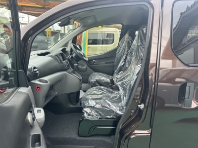 NV200バネットバン(ニッサン)登録済未使用車 前席内装
