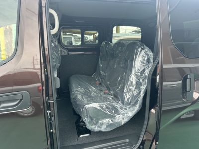 NV200バネットバン(ニッサン)登録済未使用車 後席内装