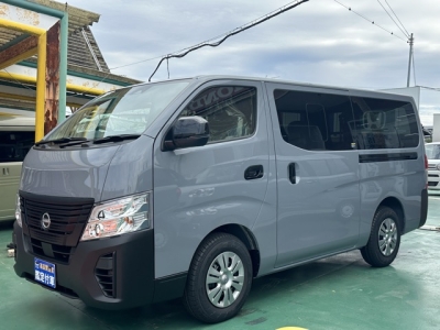 キャラバン(ニッサン)登録済未使用車 前方