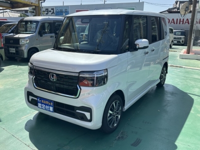 新型N-BOX(ホンダ)届出済未使用車 前方