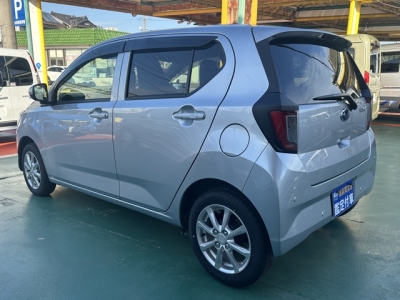 プレオプラス(スバル)ディーラ-試乗車 後方