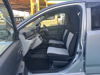 プレオプラス(スバル)ディーラ-試乗車 前席内装