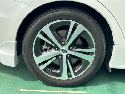 レヴォーグ(スバル)中古車 内外装写真他１