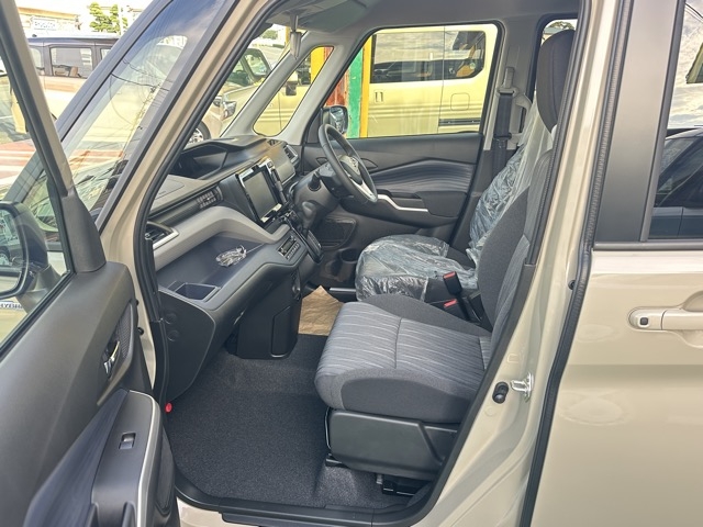 ソリオ(スズキ)登録済未使用車 3