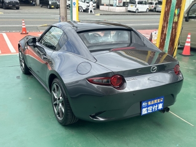 ロードスターRF(マツダ)中古車 後方