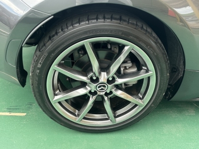 ロードスターRF(マツダ)中古車 内外装写真