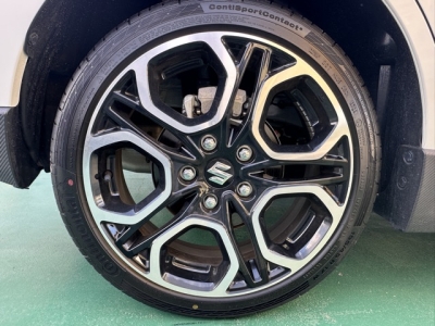 スイフトスポーツ(スズキ)中古車 内外装写真他２