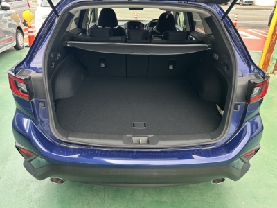 レヴォーグ(スバル)中古車 内外装写真他2