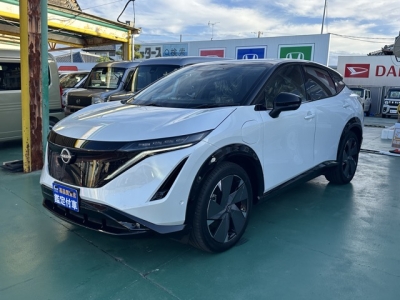 アリア(ニッサン)登録済未使用車 前方