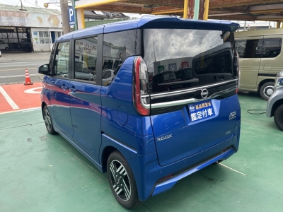 新型ルークス(ニッサン)中古車 後方