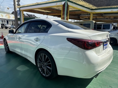 スカイライン(ニッサン)中古車 後方