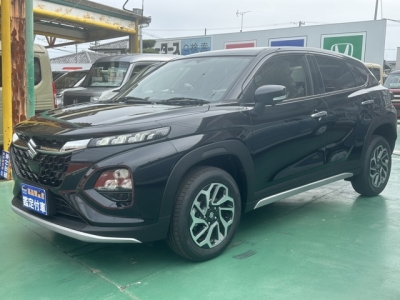 フロンクス(スズキ)登録済未使用車 前方
