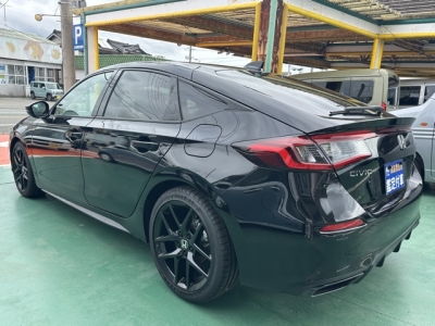シビック(ホンダ)登録済未使用車 後方