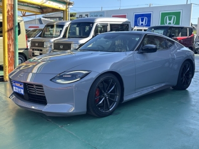 フェアレディZ(ニッサン)登録済未使用車 前方