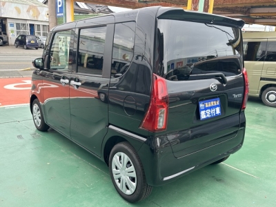 タント(ダイハツ)届出済未使用車 後方