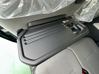 タント(ダイハツ)届出済未使用車 内外装写真