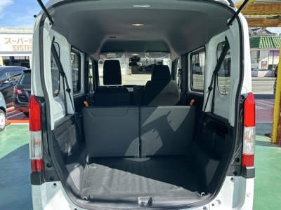 N-VAN(ホンダ)ディーラ-試乗車 内外装写真他２