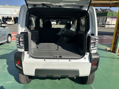 タフト(ダイハツ)届出済未使用車 内外装写真他２