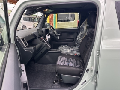 タフト(ダイハツ)届出済未使用車 前席内装