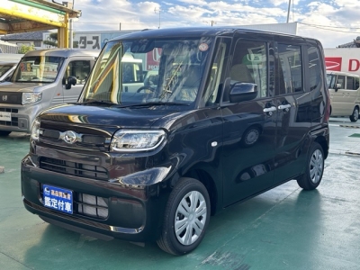 タント(ダイハツ)届出済未使用車 前方