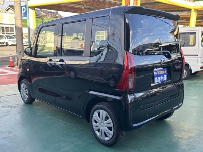 タント(ダイハツ)届出済未使用車 後方