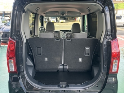 タント(ダイハツ)届出済未使用車 内外装写真他１