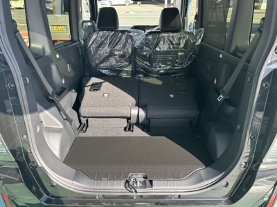 タントカスタム(ダイハツ)届出済未使用車 内外装写真他２