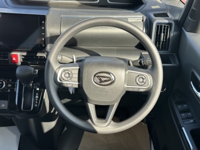 タントカスタム(ダイハツ)届出済未使用車 内外装写真