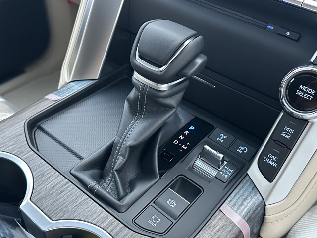 ランドクルーザー(トヨタ)登録済未使用車 16