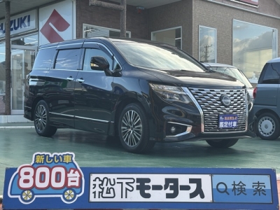 エルグランド(ニッサン)ディーラ-試乗車 全体