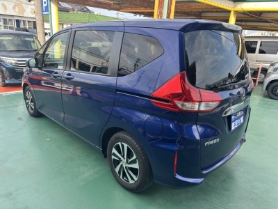 フリード(ホンダ)中古車 後方