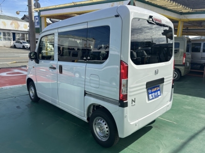 N-VAN(ホンダ)届出済未使用車 後方