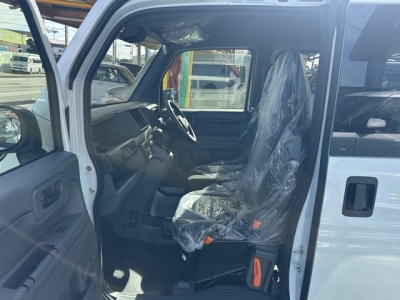 N-VAN(ホンダ)届出済未使用車 前席内装