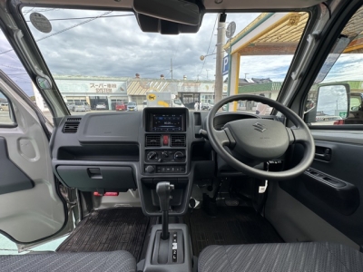 キャリートラック(スズキ)中古車 後席内装