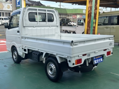 スクラムトラック(マツダ)中古車 後方
