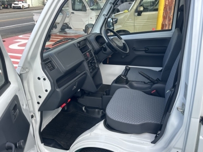 スクラムトラック(マツダ)中古車 前席内装