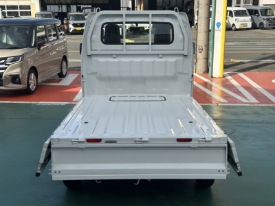 キャリイトラックのOEM(スズキ)中古車 内外装写真他１
