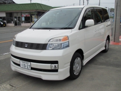 ヴォクシー(トヨタ)中古車 前方