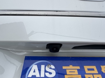新型N-BOX(ホンダ)届出済未使用車 内外装写真他1