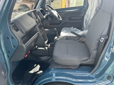 キャリートラック(スズキ)届出済未使用車 前席内装